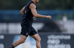 Lucas Verssimo tem status de titular da equipe do Corinthians
