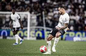 Maycon em ao durante jogo do Corinthians contra o So Paulo