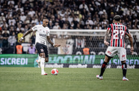 Raul Gustavo durante jogo do Corinthians contra o So Paulo