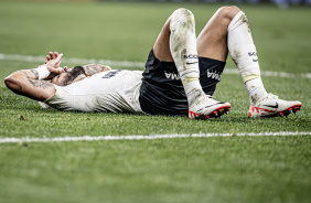 Yuri Alberto se lamentando durante jogo do Corinthians contra o So Paulo