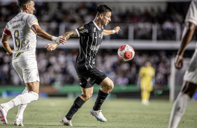 Rodrigo Garro em ao pelo Corinthians contra o Santos