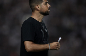 Antnio Oliveira no comando do Corinthians