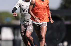 Fausto Vera e Giovane durante treino do Corinthians
