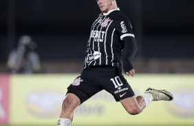Rodrigo Garro durante jogo do Corinthians contra o Racing pela Sul-Americana