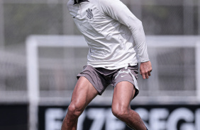Pedro Raul durante treino do Corinthians
