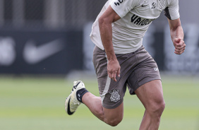 Romero durante treino do Corinthians
