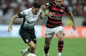 Gustavo Mosquito em ao diante do Flamengo pelo Brasileiro