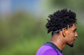 Hugo Souza no treinamento