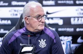 Dorival Júnior concede coletiva de apresentação no CT do Timão