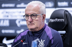 Dorival Júnior inicia trajetória como técnico do Corinthians