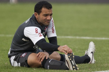 Iarley durante o treino do Corinthians, realizado esta tarde no CT Joaquim Grava, no Parque Ecol�gico do Tiete. O pr�ximo jogo da equipe, ser� amanh�, quarta-feira, dia 29/09, contra o Botafogo, no Pacaembu, pela 26. a rodada do Campeonato Brasileiro de 2010