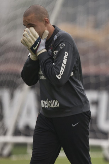 Julio Cesar durante o treino do Corinthians, realizado esta tarde no CT Joaquim Grava, no Parque Ecol�gico do Tiete. O pr�ximo jogo da equipe, ser� amanh�, quarta-feira, dia 29/09, contra o Botafogo, no Pacaembu, pela 26. a rodada do Campeonato Brasileiro de 2010
