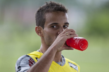Morais durante o treino do Corinthians esta tarde no CT Joaquim Grava, Parque Ecol�gico do Tiete. O time se prepara para o jogo contra o Linense, s�bado, dia 05/03, no est�dio Gilberto Lopes, em Lins/SP, pela 11� rodada do Campeonato Paulista 2011