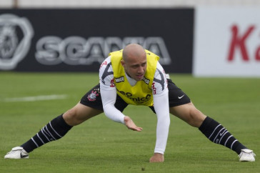 Alessandro que volta ao time amanh� durante o treino do Corinthians esta tarde no CT Joaquim Grava, no Parque Ecol�gico do Tiete. O time se prepara para o jogo contra o Gr�mio, amanh�, dia 31/08, quarta-feira a noite, no est�dio do Pacaembu, primeira partida do segundo turno, v�lida pela 20� rodada do Brasileir�o 2011