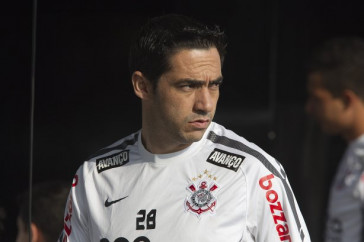 Chic�o durante o treino do Corinthians esta tarde no CT Joaquim Grava, no Parque Ecol�gico do Tiete. O time se prepara para o jogo contra o Flamengo, quinta-feira a noite, dia 08/09, no est�dio do Pacaembu, v�lida pela 22� rodada do Brasileir�o 2011