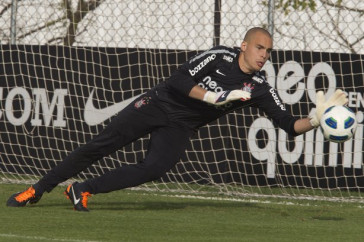 Julio Cesar durante o treino do Corinthians esta tarde no CT Joaquim Grava, no Parque Ecol�gico do Tiete. O time se prepara para o jogo contra o Flamengo, quinta-feira a noite, dia 08/09, no est�dio do Pacaembu, v�lida pela 22� rodada do Brasileir�o 2011