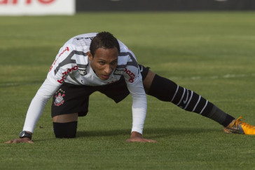Liedson que volta ao time titular durante o treino do Corinthians esta tarde no CT Joaquim Grava, no Parque Ecol�gico do Tiete. O time se prepara para o jogo contra o Flamengo, quinta-feira a noite, dia 08/09, no est�dio do Pacaembu, v�lida pela 22� rodada do Brasileir�o 2011