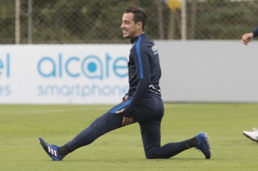 Rodriguinho durante treino preparat�rio para a final contra a Ponte