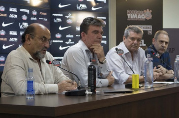 Coletiva do presidente Andr�s Sanchez e demais dirigentes