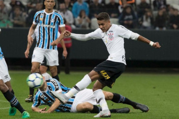 O jovem Pedrinho, que foi titular contra o Gr�mio na Arena Corinthians