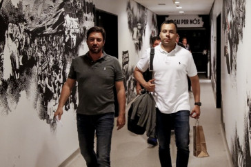 Jair Ventura chega a Arena Corinthians para comandar o Corinthians pelo campeonato brasileiro