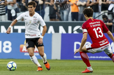 O jovem Mateus Vital ganhou a confian�a de Jair Ventura e foi titular contra o Internacional