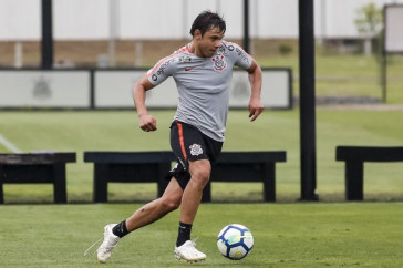 Corinthians se prepara para enfrentar o S�o Paulo