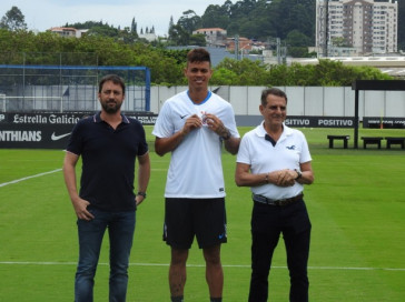 Du�lio apresentado volante Richard