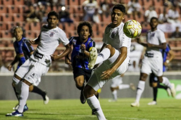 Caetano em partida contra o Porto, pela segunda fase da Copinha 2019; Tim�o goleou o advers�rio
