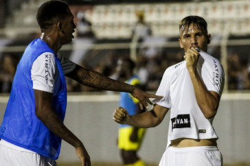 Jo�o Celeri marca o merecido gol contra o Porto, pela Copinha 2019