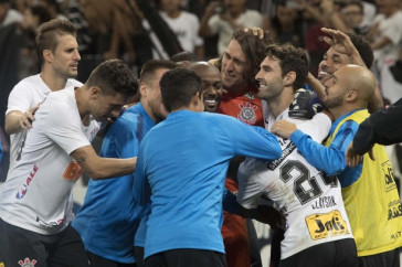 Nos p�naltis, Corinthians conseguiu classifica��o contra a Ferrovi�ria, na Arena, pelo Paulist�o
