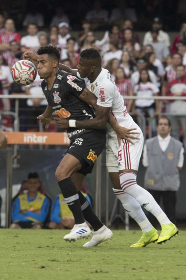 Gustavo passou em branco no primeiro jogo da final contra o S�o Paulo, no Morumbi