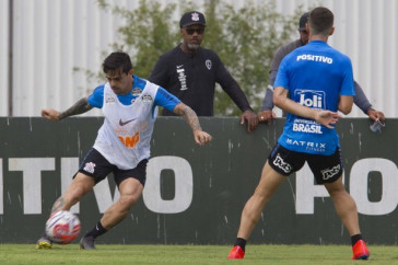 Fagner durante treino que prepara o time para jogo contra o Santos, pelo Paulist�o 2019