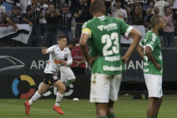 Mateus Vital marcou o segundo gol contra a Chapecoense, pela Copa do Brasil