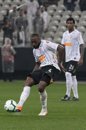 Zagueiro Manoel durante jogo contra o Atl�tico-MG, pelo Brasileir�o