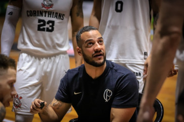Corinthians perde para o S�o Paulo pelo NBB
