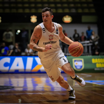 Corinthians perde para o S�o Paulo pelo NBB