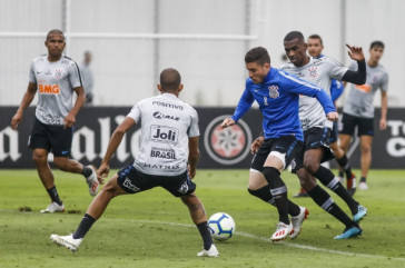 Jogo-treino do profissional x Sub-20 do Corinthians