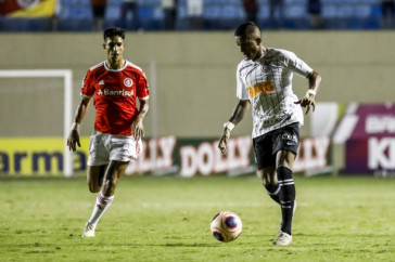 Ruan na derrota para o Internacional, pela semifinal da Copinha 2020