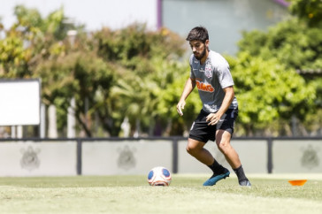 Zagueiro Bruno M�ndez no CT Joaquim Grava
