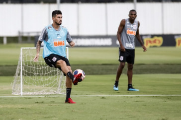 Pedro Henrique participa do treino de ter�a-feira