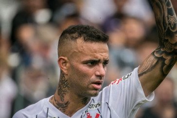 Luan durante a vit�ria do Corinthians contra o Santos