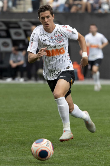 Mateus Vital entrou durante o jogo para ajudar o Tim�o no cl�ssico contra o Santos