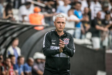 Tiago Nunes durante a vit�ria do Corinthians contra o Santos