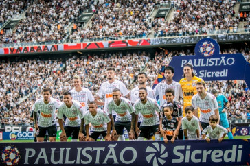 Time do Corinthians antes do jogo contra o Santos