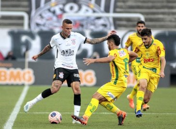 Luan no duelo contra o Mirassol, pela semifinal do Paulist�o