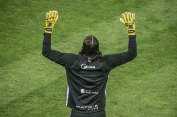 C�ssio no aquecimento para duelo contra o Palmeiras, pela final do Paulist�o