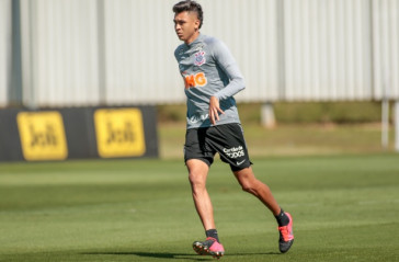 Cantillo voltou a campo durante o segundo tempo do primeiro jogo e participou do treino desta sexta