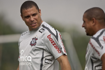 Ronaldo fez ponte entre Neo Qumica e Corinthians h mais de dez anos