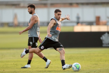 Camacho e Gabriel no �ltimo treino do Corinthians antes do jogo contra o Santos